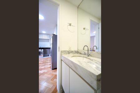 Apartamento à venda com 34m², 1 quarto e sem vaga Apartamento à venda com 34m², 1 quarto e sem vagaBanheiro Social