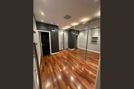 Casa à venda com 130m², 3 quartos e 1 vaga