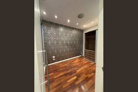 Casa à venda com 130m², 3 quartos e 1 vaga