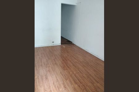 Casa à venda com 80m², 2 quartos e 1 vaga