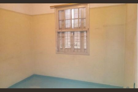 Casa à venda com 80m², 2 quartos e 1 vaga