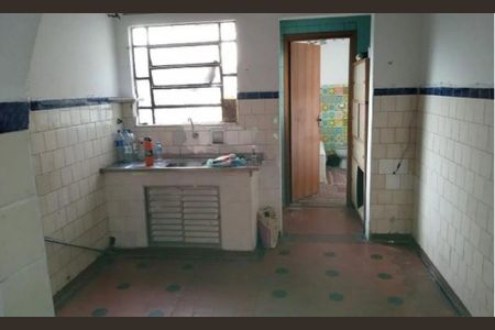 Casa à venda com 80m², 2 quartos e 1 vaga