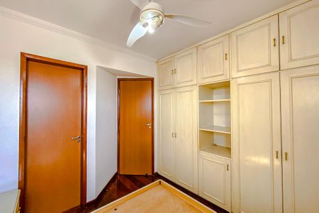 Apartamento à venda com 125m², 3 quartos e 2 vagasQuarto 2 - Suíte