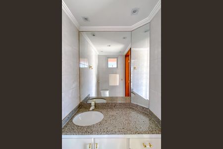 Apartamento à venda com 125m², 3 quartos e 2 vagasLavabo da sala