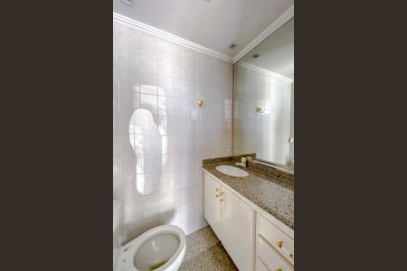 Apartamento à venda com 125m², 3 quartos e 2 vagasLavabo da sala