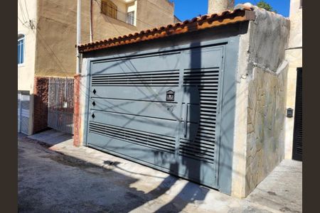 Casa à venda com 94m², 2 quartos e 2 vagas