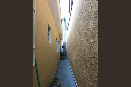 Casa à venda com 94m², 2 quartos e 2 vagas