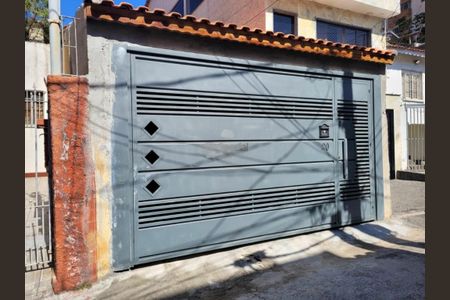 Casa à venda com 94m², 2 quartos e 2 vagas