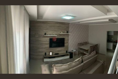 Casa à venda com 84m², 2 quartos e 1 vaga