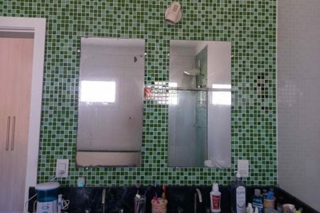 Casa à venda com 395m², 3 quartos e 2 vagas