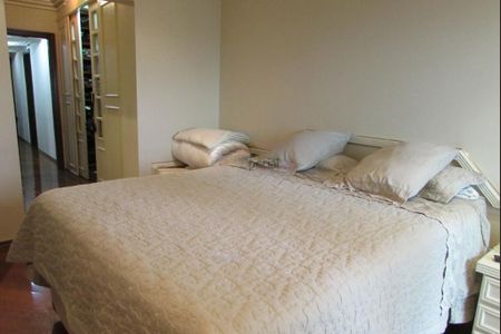 Apartamento à venda com 204m², 3 quartos e 3 vagas