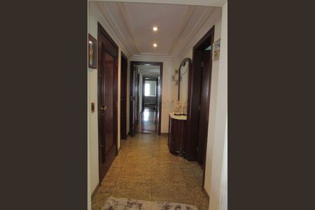 Apartamento à venda com 204m², 3 quartos e 3 vagas