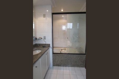 Apartamento à venda com 204m², 3 quartos e 3 vagas