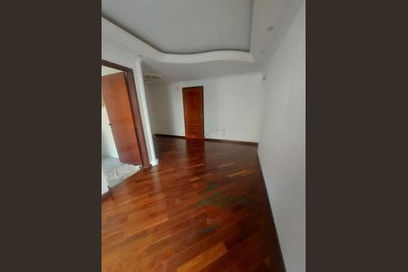 Apartamento à venda com 64m², 2 quartos e 1 vaga
