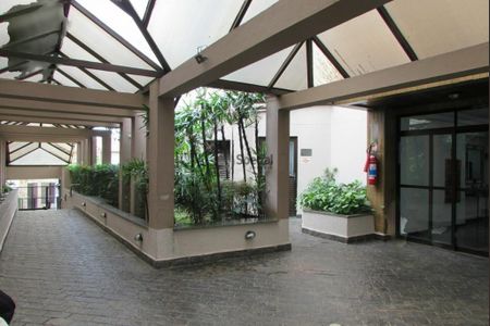 Apartamento à venda com 64m², 2 quartos e 1 vaga