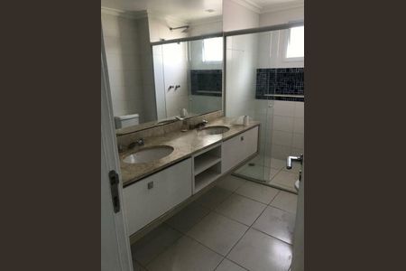 Apartamento à venda com 176m², 4 quartos e 3 vagas