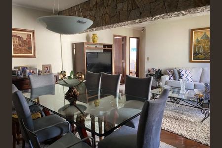 Apartamento à venda com 130m², 4 quartos e 2 vagas