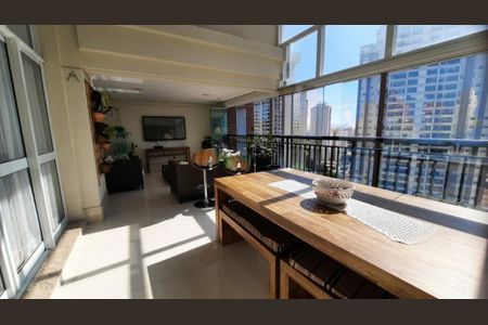 Apartamento à venda com 315m², 4 quartos e 5 vagas