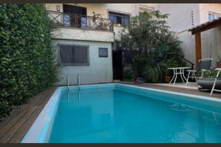 Casa à venda com 350m², 4 quartos e 4 vagas