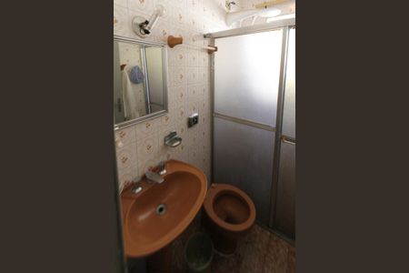 Casa à venda com 161m², 3 quartos e 2 vagasBanheiro da Suite