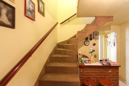 Casa à venda com 161m², 3 quartos e 2 vagasescada