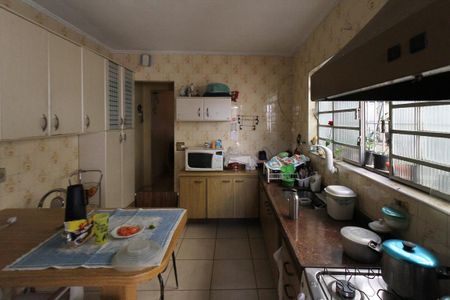 Casa à venda com 161m², 3 quartos e 2 vagasCozinha