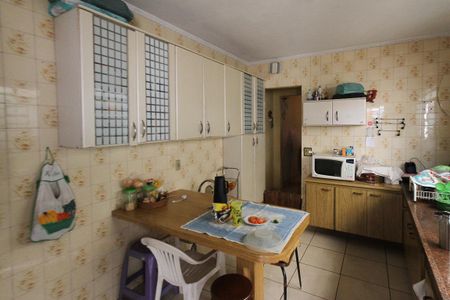 Casa à venda com 161m², 3 quartos e 2 vagasCozinha