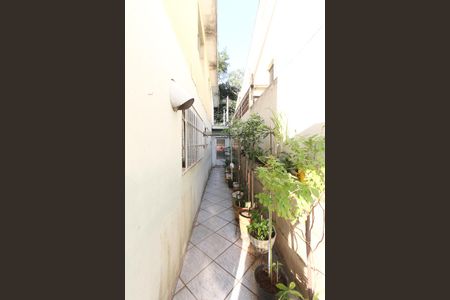 Casa à venda com 161m², 3 quartos e 2 vagasCorredor Lateral