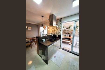 Casa à venda com 130m², 3 quartos e 3 vagas