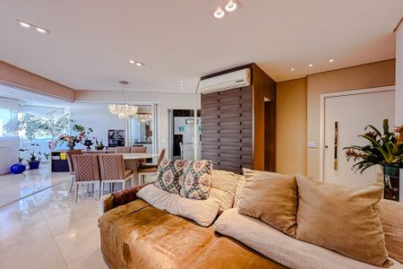 Sala de apartamento à venda com 3 quartos, 200m² em Jardim Analia Franco, São Paulo