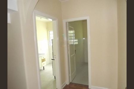 Casa à venda com 80m², 2 quartos e 1 vaga