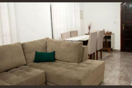 Casa à venda com 90m², 2 quartos e 3 vagas