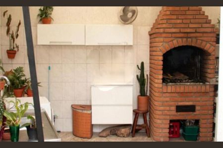 Casa à venda com 90m², 2 quartos e 3 vagas