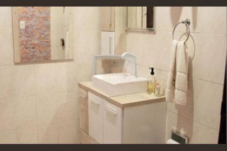 Casa à venda com 90m², 2 quartos e 3 vagas