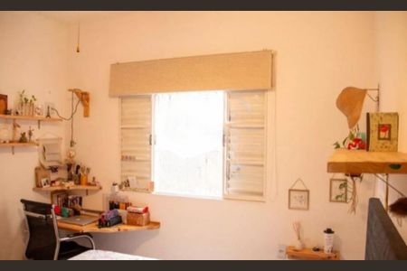 Casa à venda com 90m², 2 quartos e 3 vagas