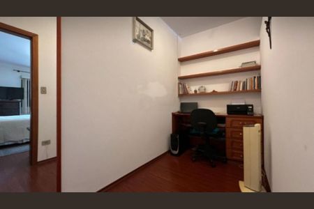 Casa à venda com 340m², 3 quartos e 6 vagas