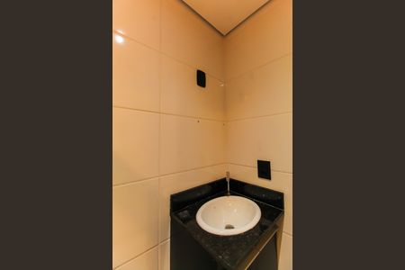 Apartamento à venda com 44m², 2 quartos e 1 vaga Apartamento à venda com 44m², 2 quartos e 1 vagaBanheiro