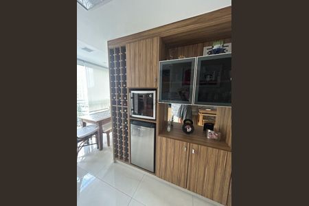 Apartamento à venda com 178m², 3 quartos e 4 vagas