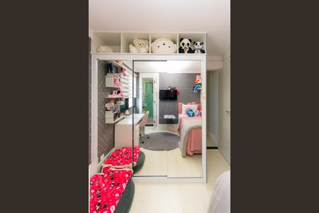 Apartamento à venda com 117m², 3 quartos e 2 vagas Apartamento à venda com 117m², 3 quartos e 2 vagasSuíte 1