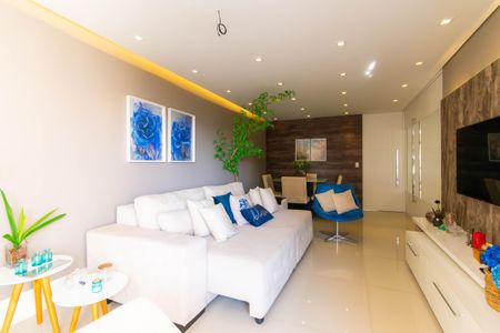 Apartamento à venda com 117m², 3 quartos e 2 vagas Apartamento à venda com 117m², 3 quartos e 2 vagasSala