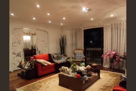 Apartamento à venda com 244m², 4 quartos e 4 vagas