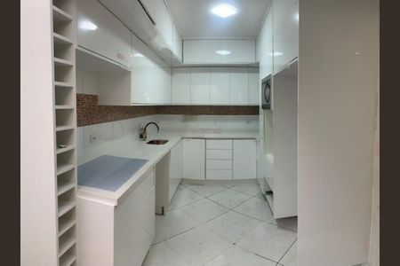 Casa à venda com 115m², 3 quartos e 2 vagas