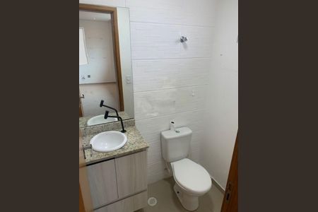 Casa à venda com 115m², 3 quartos e 2 vagas