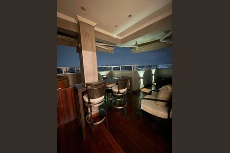 Apartamento para alugar com 160m², 2 quartos e 4 vagas