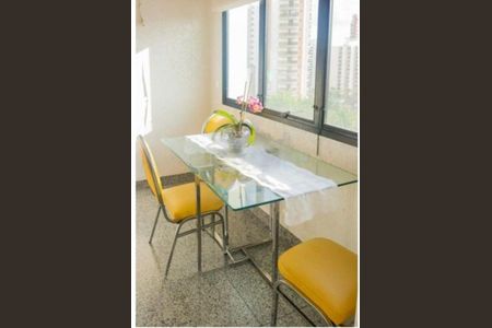 Apartamento à venda com 203m², 3 quartos e 3 vagas