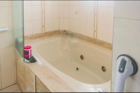 Apartamento à venda com 203m², 3 quartos e 3 vagas