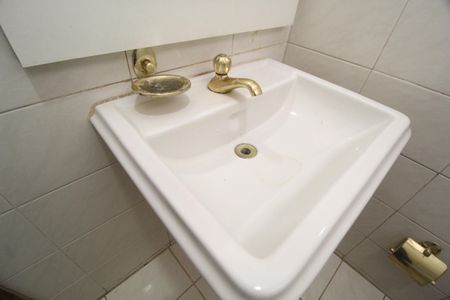 Casa para alugar com 564m², 5 quartos e 4 vagasBanheiro de serviço