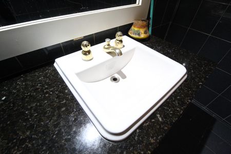 Casa para alugar com 564m², 5 quartos e 4 vagasBanheiro Social