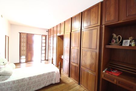 Casa para alugar com 564m², 5 quartos e 4 vagasSuíte 2