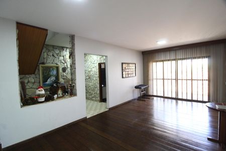 Casa para alugar com 564m², 5 quartos e 4 vagasSala de Jantar